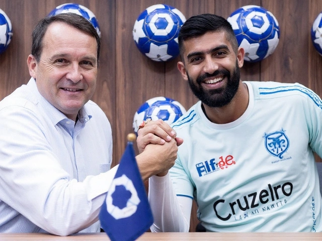 Fabrício Bruno renova com o Cruzeiro até 2030 e se apresenta à Seleção